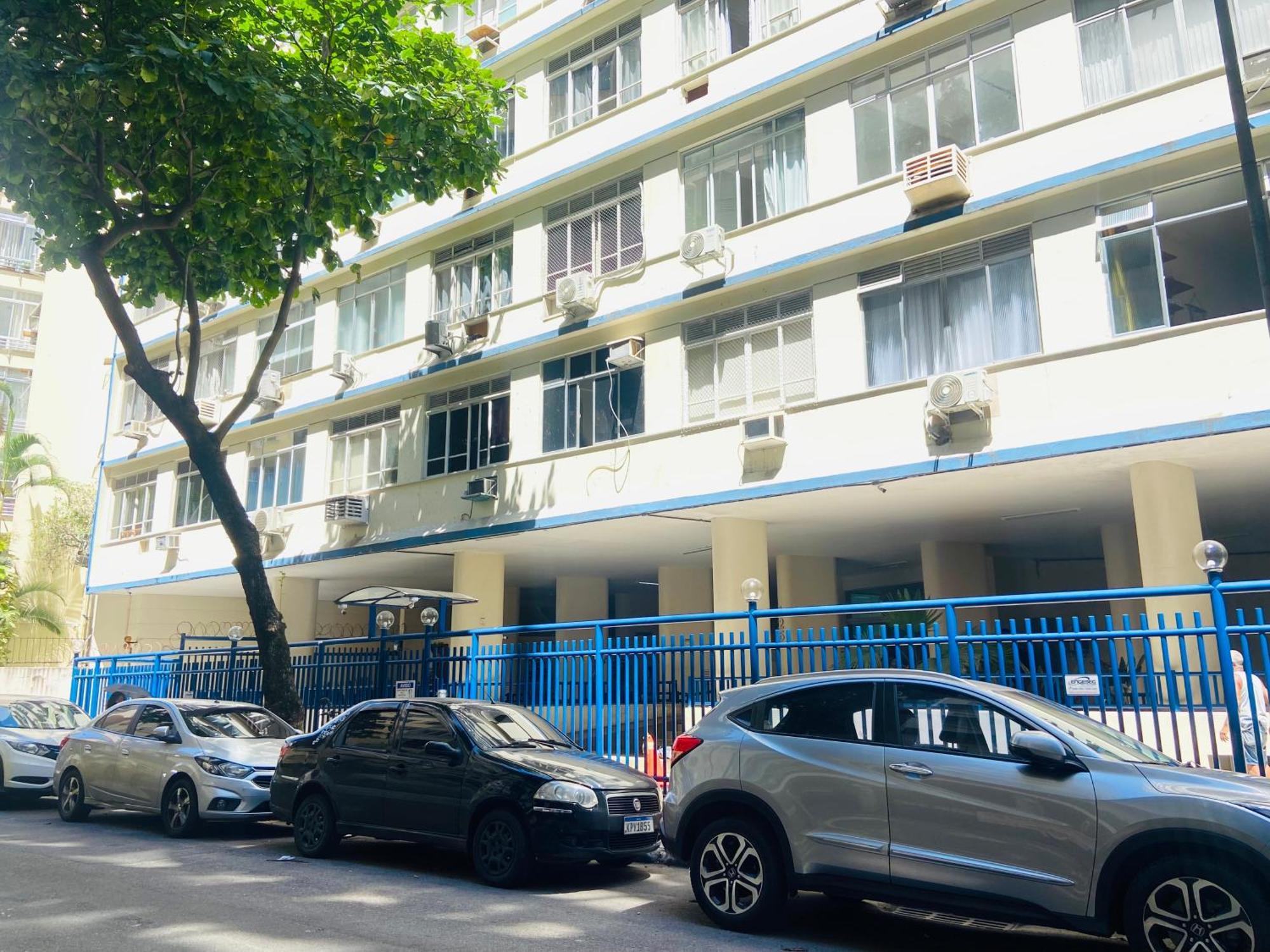 Completo Ao Lado Da De Copacabana Com Ar, Duas Camas, Wifi, Canais A Cabo, Ate 3 Pessoas, Pauloangerami Df125 Apartemen Rio de Janeiro